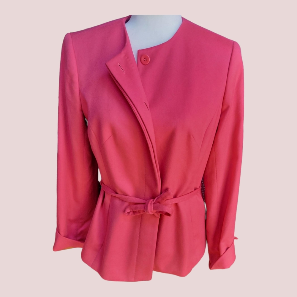 Beautiful belted jacket